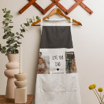 Modernes Collage Foto & Liebe Sie Vater Geschenk Schürze<br><div class="desc">Ein Geschenk von "Liebe,  Vater" ist ein Geschenk,  das Ihre Liebe und Wertschätzung für Ihren Vater zum Ausdruck bringt. Dies kann viele Formen annehmen,  von sentimentalen Keepsakes bis hin zu praktischen Gegenständen,  die er benutzen und genießen wird.</div>