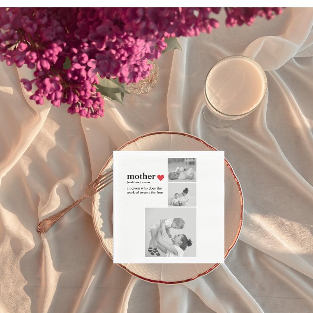 Modernes Collage Foto & Text Red Heart Mother Gift Serviette (Von Creator hochgeladen)