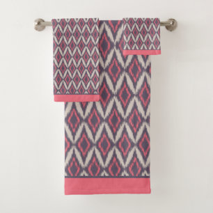 Modernes Coral Gray Ikat Muster Badhandtuch Set