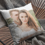 Modernes Couple Collage Foto & Minimal Familienges Kissen<br><div class="desc">Modernes Couple Collage Foto & Minimal Familiengeschenk</div>