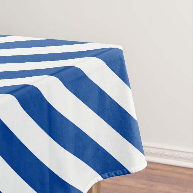 Modernes Diagonal Navy Blau und Weiß Streifen Tischdecke (Beispiel)