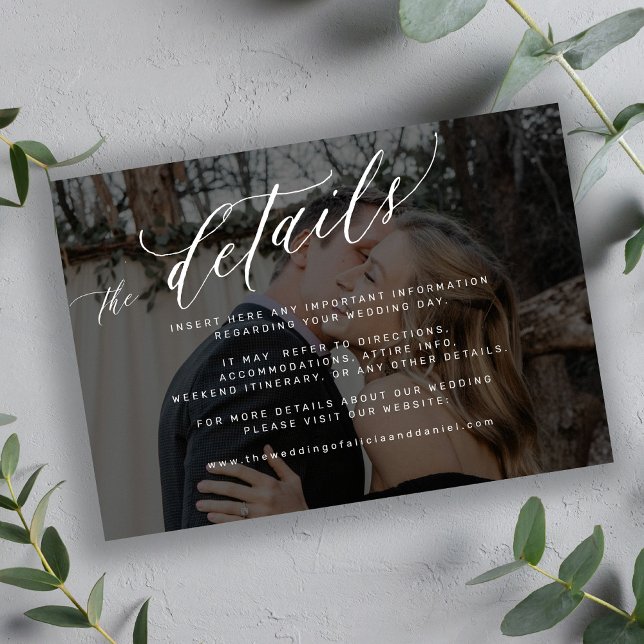 Modernes Drehbuch Schwarz verblasste Foto Hochzeit Begleitkarte (Von Creator hochgeladen)