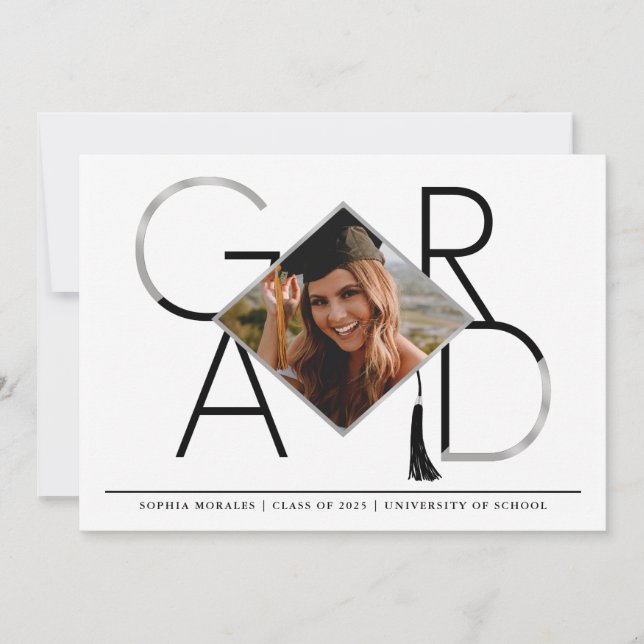 Modernes Drehbuch Silver Tassel Grad Foto Collage Einladung (Vorderseite)
