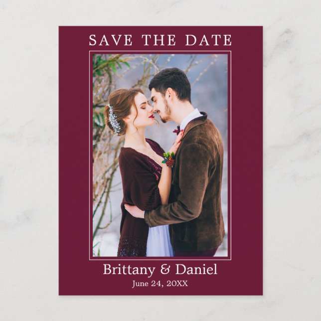 Modernes einfaches Foto Save the Date Burgund Postkarte (Vorderseite)