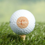 Modernes, einfaches klassisches Orange Golfball<br><div class="desc">Orangefarbener Erstgolfball mit modernem Typ und feinem Monogramm.</div>