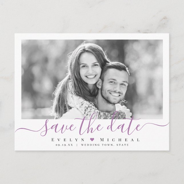 Modernes, einfaches lila Skript-Foto Save the Date Postkarte (Vorderseite)