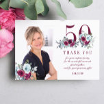 Modernes elegantes 50. Foto Dankeskarte<br><div class="desc">Elegantes feminines 50 Jahre Geburtstagsparty Foto und Name personalisiert Dankeschön-Karte mit Aquarellrot Bordeaux,  staubblauen Rose Bouquets und eine moderne trendige Typografie-Skript.</div>