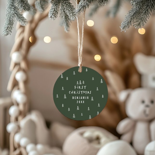 Modernes, elegantes Baby First Weihnachten Keramik Ornament (Von Creator hochgeladen)