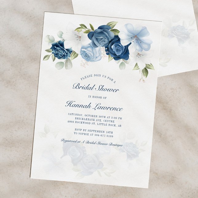 Modernes elegantes Brautparty Wasserfarben Einladung (Floral Dusty Blue Botanical Bloom Bridal Shower)