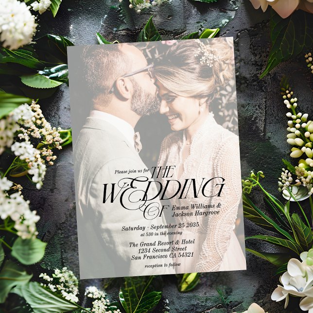 Modernes elegantes Calligrafy Foto Wedding White Einladung (Von Creator hochgeladen)