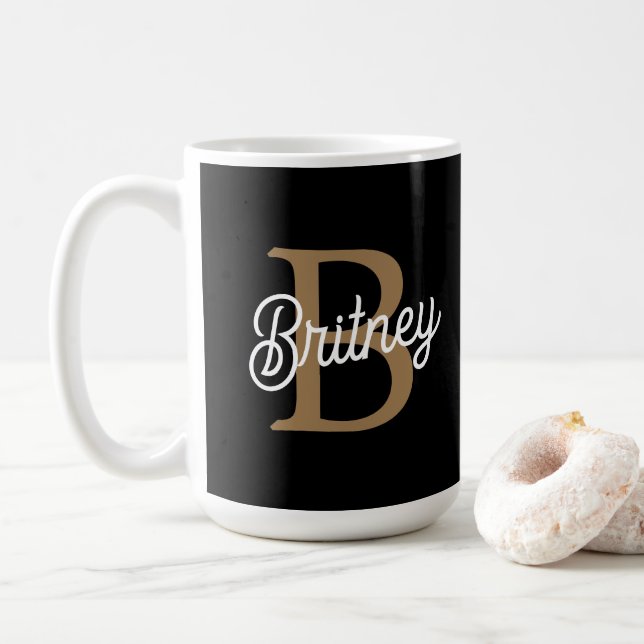Modernes elegantes Monogramm Name Black Gold Scrip Kaffeetasse (Mit Donut)