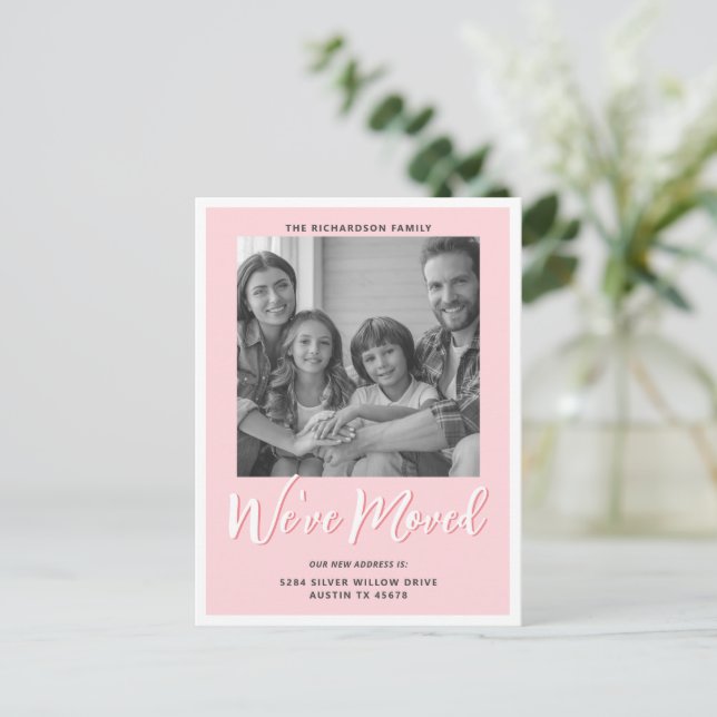 Modernes elegantes rosa Moving Announcement Foto Postkarte (Stehend Vorderseite)