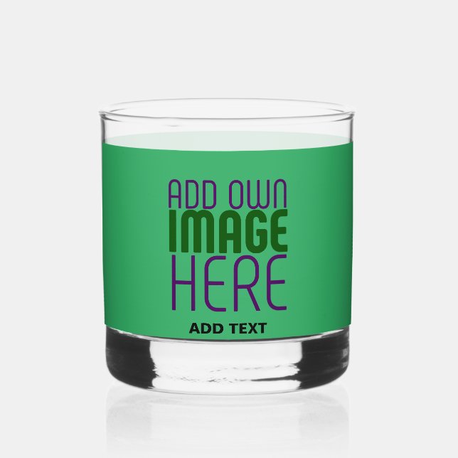 MODERNES EMERALD-GRÜNE BILDTEXTVORLAGE WHISKYGLAS (Vorderseite)