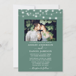 Modernes Eukalyptus Green Lights Foto Hochzeit Einladung