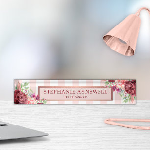 Modernes, florales Burgund Pink Streifen Wasserfar Namensplakette