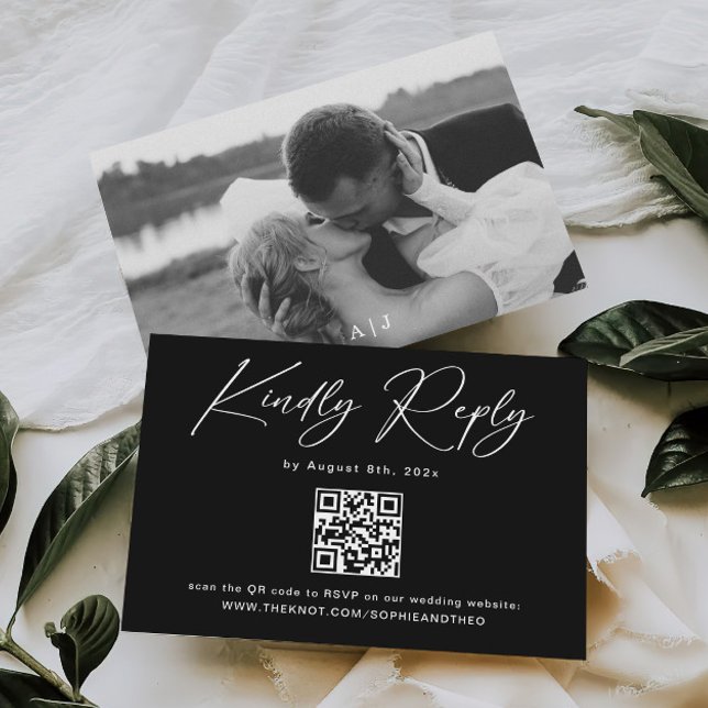 Modernes Foto Black Wedding RSVP Begleitkarte (Von Creator hochgeladen)