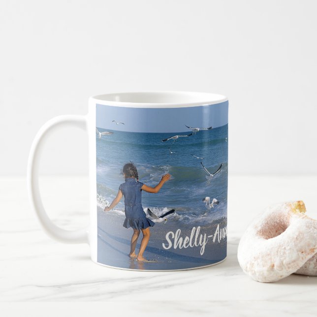 Modernes Foto Blue Sea Beach Kaffeetasse (Mit Donut)