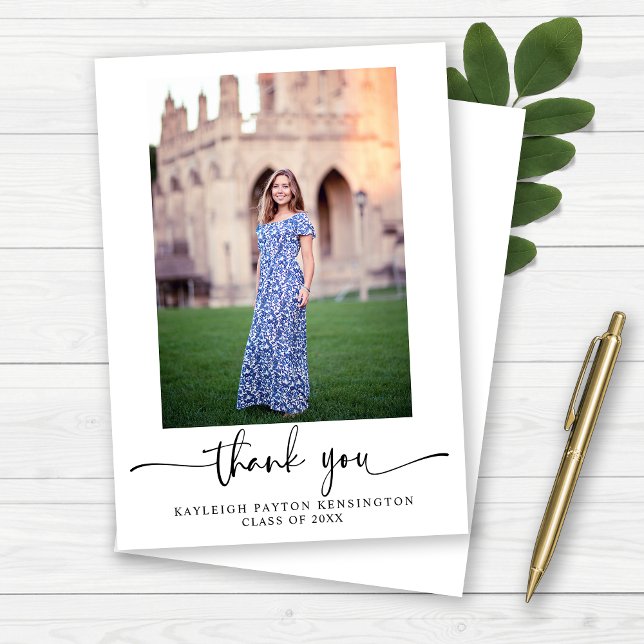 Modernes Foto für elegante Script-Abschluss Dankeskarte (Modern Elegant Script Graduation Photo Thank You Card)