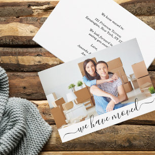 Modernes Foto haben wir neue Adresse Ankündigung