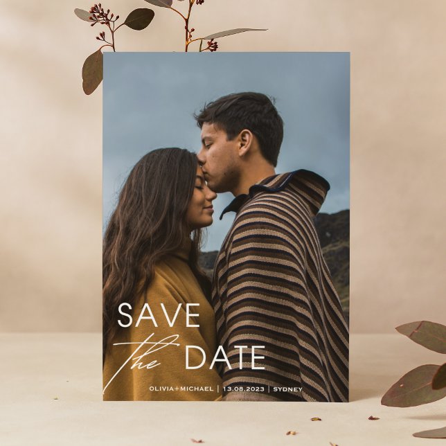 Modernes Foto Hochzeit & Minimalistisch Save the D Einladung (Script Elegant & Boho Wedding Photo | Minimal Save The Date Invitation)