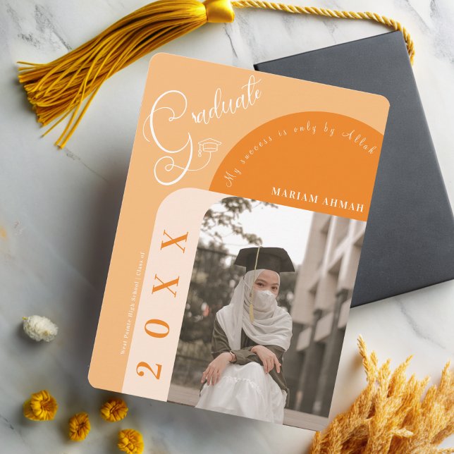 Modernes Foto kühne orangefarbene islamische Absch Einladung (Modern Photo Bold Orange Islamic graduation Invitation)