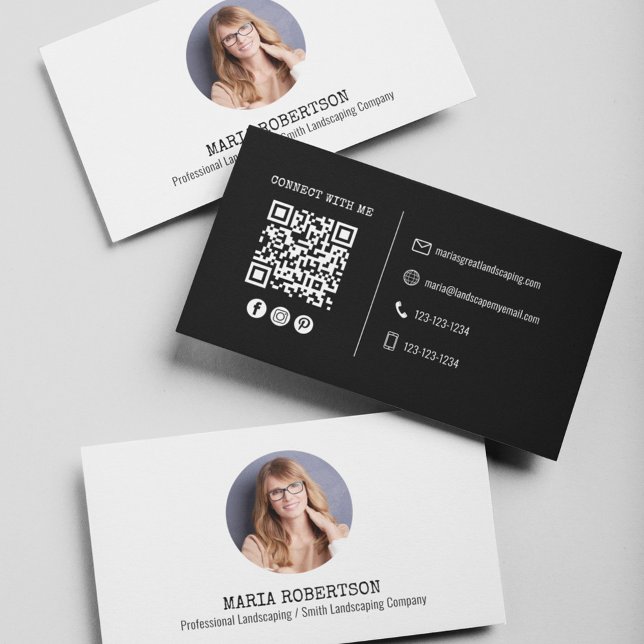 Modernes Foto Minimalistischer QR-Code Soziale Med Visitenkarte (Business card with QR code and photo template.)