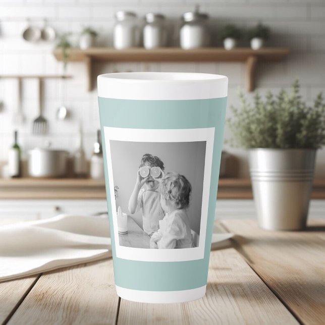 Modernes Foto mit familiärer Atmosphäre Milchtasse (Von Creator hochgeladen)