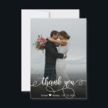Modernes Foto mit Handschrift Dankeschön-Karte Dankeskarte<br><div class="desc">Modernes handgeschriebenes Hochzeitsstift Foto Dankeschön Karte. Moderne Stilvolle Hochzeit danke Ihnen Postkartenvorlage mit einem vollen vertikalen Foto auf der Vorderseite mit dem Text "Danke" in einem Wirblen handgeschriebenen Typografie Drehbuch Schriftart in Weiß auf dem Bild. 2-seitige Karte mit 2 Foto. Personalisieren Sie den individuelle Name und danken Sie Ihnen Nachricht....</div>