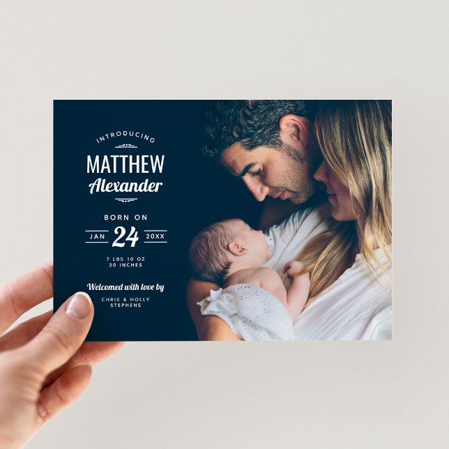 Modernes Foto Overlay Baby Boy Geburtserklärung Ankündigung (Von Creator hochgeladen)
