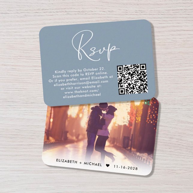 Modernes Foto QR Code Wedding RSVP Dusty Blue Begleitkarte (Von Creator hochgeladen)