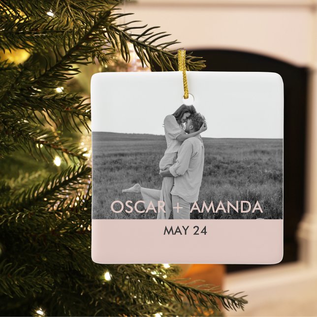 Modernes Foto Rosa und Grau Persönlicher Name Keramikornament (Von Creator hochgeladen)