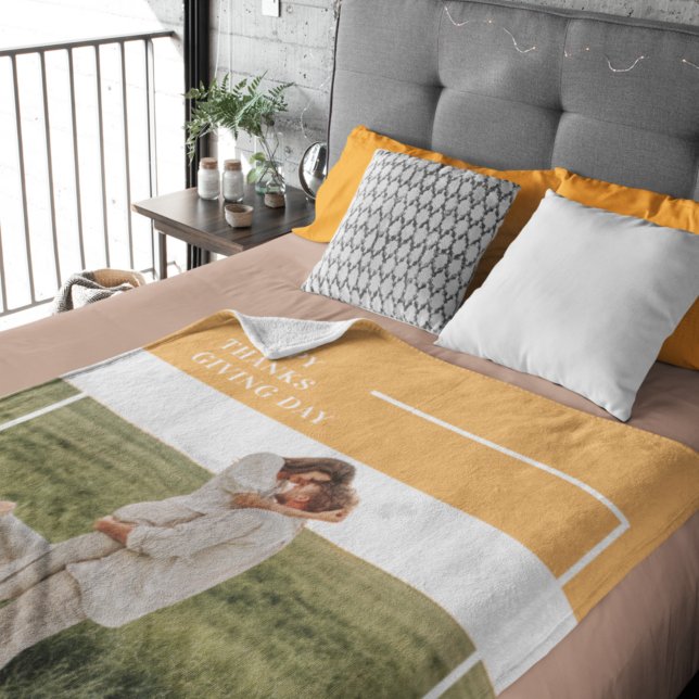 Modernes Foto und ein gutes Erntedankfest Fleecedecke (Von Creator hochgeladen)