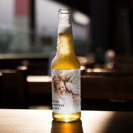 Modernes Foto und was zählt am meisten positive Zi Bierflaschenetikett