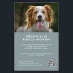 Modernes Foto zur Betreuung von Haustieren Flyer<br><div class="desc">Moderner Pet Care Service Business Flyer für Haustier-Sitter,  Hundewanderer,  Hundezüchter,  Haustierpflege und vieles mehr. Vollständig anpassbar - ändern Sie Fotos,  Text und URL für den QR-Code,  um ihn an Ihr Heimtierpflegesegment anzupassen!</div>