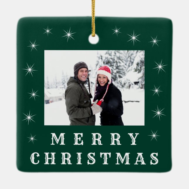 Modernes fröhliches Weihnachtsschnee Familiengrün  Keramikornament (Rückseite)