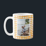 Modernes Gelb Gezeichnet Kariertes Muster 2 Foto Kaffeetasse<br><div class="desc">Modernes,  fett gelbes kariertes Muster,  2 Foto Tasse.</div>