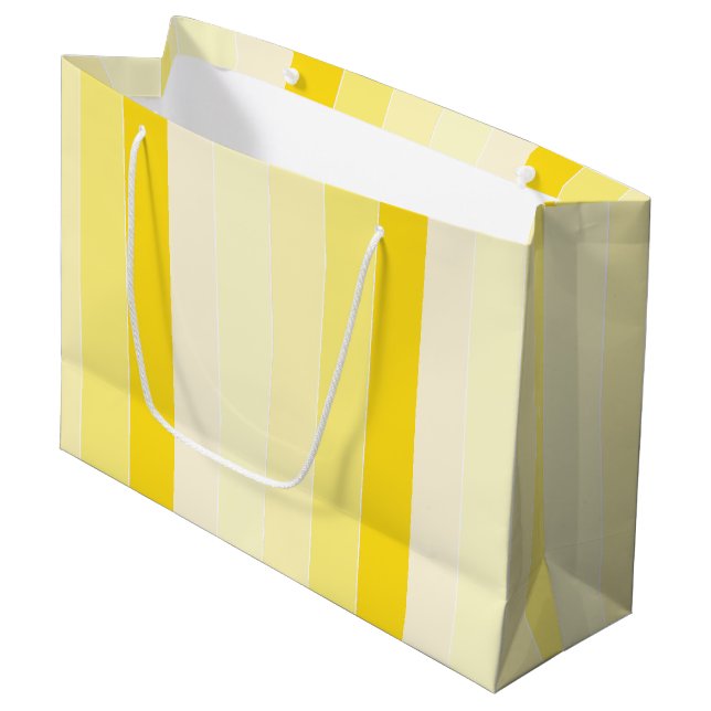 Modernes, gelbes, weißes gestreiftes Muster Große Geschenktüte (Vorderseite Schrägansicht)