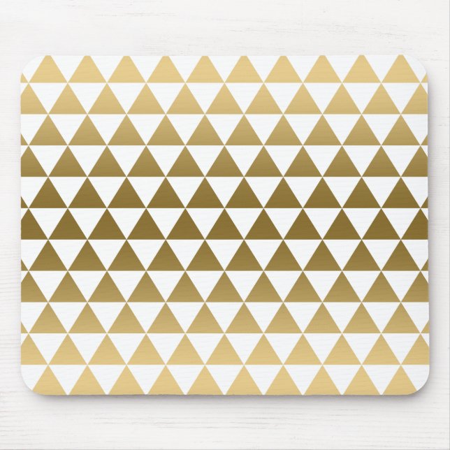 Modernes geometrisches Dreiecksmuster aus Gold Mousepad (Vorne)