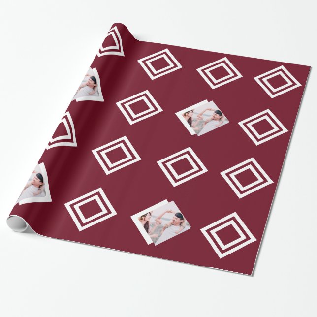 Modernes geometrisches Foto Burgund Geschenkpapier (Ungerollt)