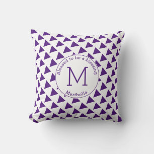 Modernes geometrisches Lila weißes Monogramm Kissen