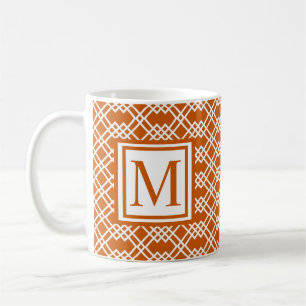 Modernes geometrisches Monogramm-Burnt Orange Kaffeetasse