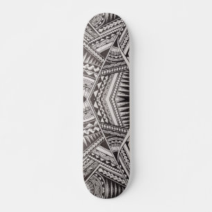 Modernes, geometrisches Tribal-Muster aus Schwarz Skateboard