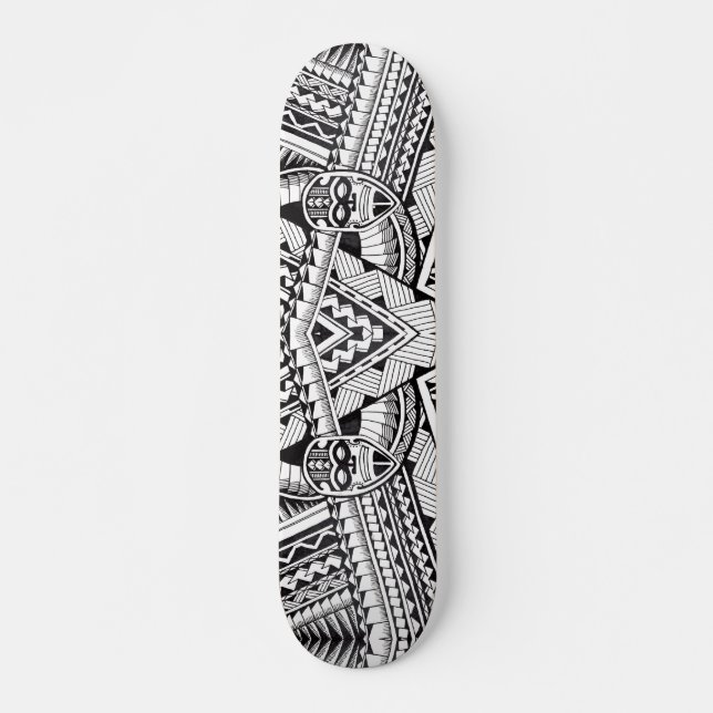 Modernes, geometrisches Tribal-Muster aus Schwarz  Skateboard (Vorne)