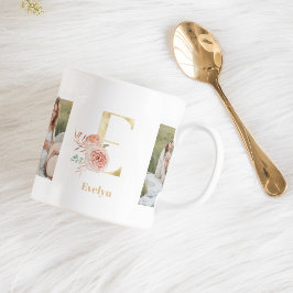 Modernes Gold Blume Letter E | Monogramm für zwei Kaffeetasse