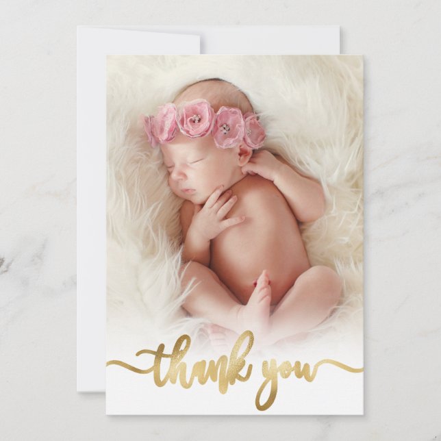 Modernes Gold Script Neugeborenes Baby Foto Vielen Dankeskarte (Vorderseite)