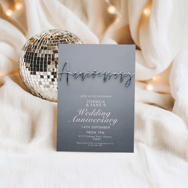 Modernes Gray Metallic Wedding Anniversary Party Einladung (Von Creator hochgeladen)