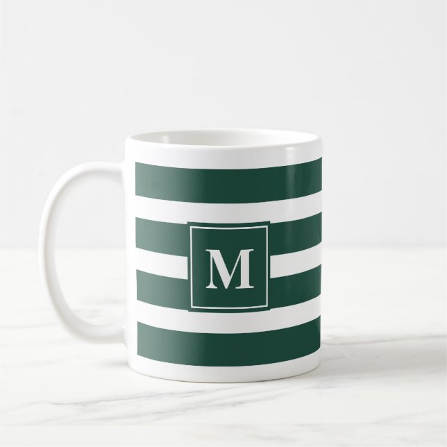 Modernes Grün und Weiß Streifen mit Monogramm Kaffeetasse (Links)