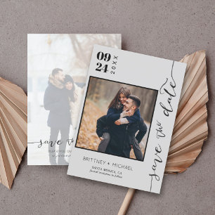 Modernes handgeschriebenes Foto Save the Date grau