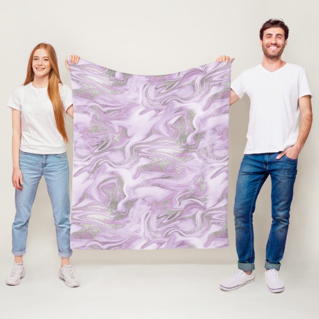 Modernes helllila und silbernes Marmormuster Fleecedecke (Beispiel)