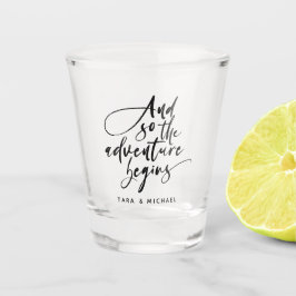 Modernes Hochzeitsfeierabenteuer - individuelles S Schnapsglas